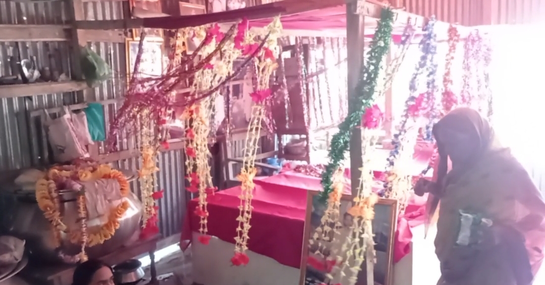 ডাসারে কথিত পীরের দরবারে ওরজকে কেন্দ্র করে এলাকাবাসীর ক্ষোভ