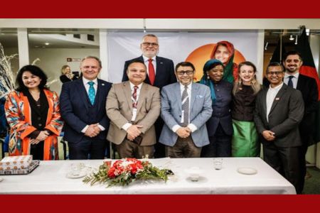 সরকারি স্বাস্থ্যব্যবস্থায় আরো ২৫ হাজার মিডওয়াইফ নিয়োগ করা হবে – স্বাস্থ্যমন্ত্রী