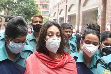 ৩ দিনের রিমান্ডে সাবরিনা