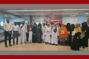 ওমরাহযাত্রীদের প্রত্যাবর্তনে ধর্মমন্ত্রীর উদ্যোগ ৪০ জনকে বিমানবন্দরে অভ্যর্থনা
