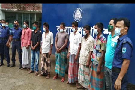 পঞ্চগড়ের বোদায় সাত জুয়াড়ি আটক