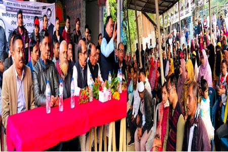 নৌকার প্রার্থী আবুল হাসনাত আবদুল্লাহ’র ধারাবহিক প্রচারনায় উঠান বৈঠক অনুষ্ঠিত