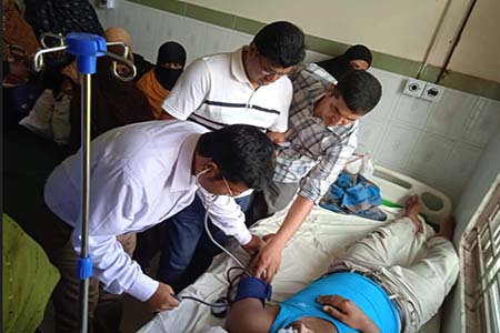 তরুণকে পেটালেন আনসার