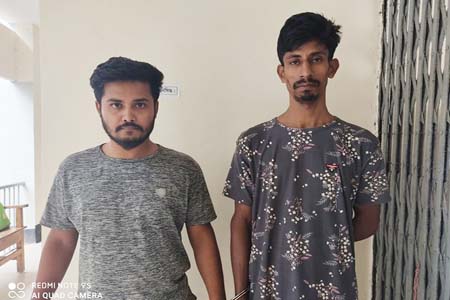 আগৈলঝাড়ায় ইয়াবা ও গাজাঁসহ দুই মাদক ব্যবসায়ী গ্রেফতার
