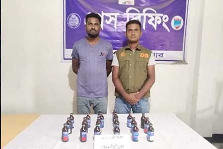 বেনাপোলে ফেনসিডিলসহ এক মাদক ব্যবসায়ী গ্রেফতার