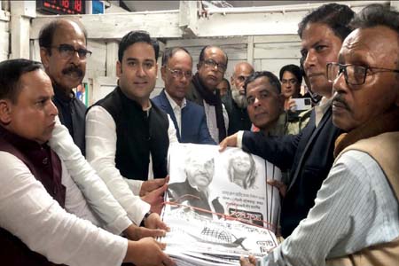 নির্বাচনী কার্যক্রমের উদ্বোধন করলেন পুত্র