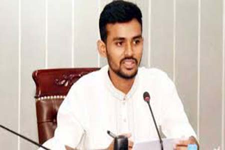 গায়ের জোরে নগর ভবন বন্ধ
