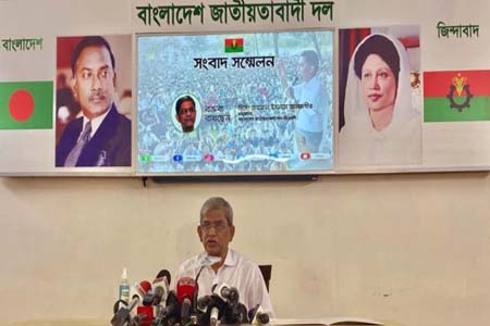 আন্দোলন ঠেকানোর জন্য শিক্ষাপ্রতিষ্ঠান বন্ধ করে রেখেছে সরকার -মির্জা ফকরুল