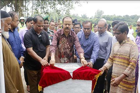 ঠাকুরগাঁওয়ের বালিয়ায় মাদ্রাসা উদ্বোধন করলেন রংপুর ডিআইজি 