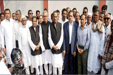 বরিশালে প্রধানমন্ত্রীর জনসভার মাঠ পরিদর্শনে কেন্দ্রীয় নেতৃবৃন্দ