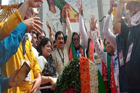 বেনাপোল চেকপোস্টে সীমিত আকারে মাতৃভাষা দিবস পালন