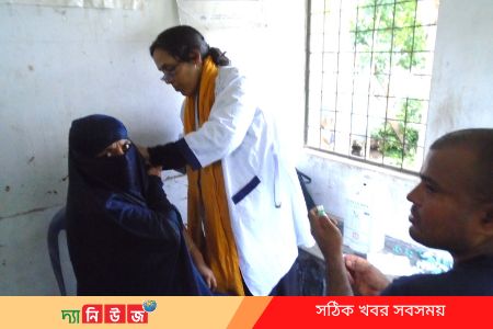 কমিউনিটি ক্লিনিকে বুস্টার ডোজ টিকা প্রদান