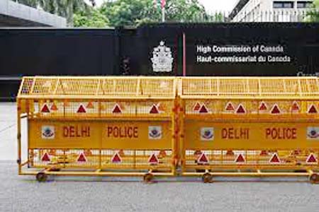 ভারত থেকে ৪১ কূটনীতিক প্রত্যাহার