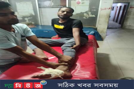 ছাত্রলীগ নেতা গুলিবিদ্ধ  