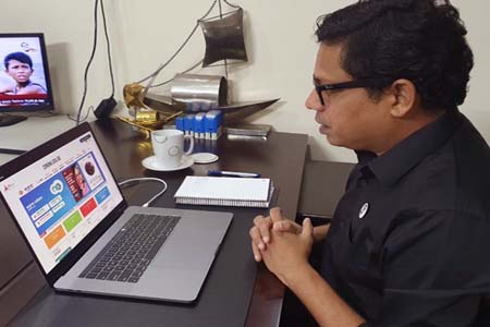কোভিড-১৯ ট্রাকার উদ্বোধন