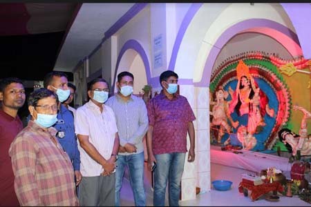 দূর্গাপুজায় পুলিশের সার্বক্ষনিক টহল