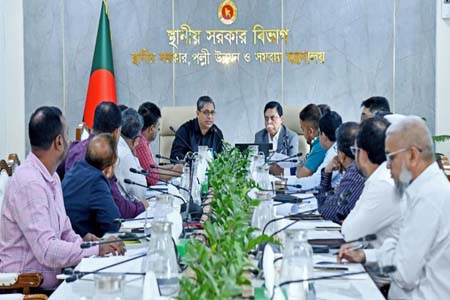 ই-রিকশা নিয়ন্ত্রণে আসছে নতুন বিধিমালা, ফিটনেস সনদের উদ্যোগ -স্থানীয় সরকার প্রতিমন্ত্রী