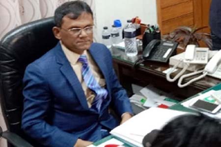 নির্বাচনে স্বতন্ত্র প্রার্থী