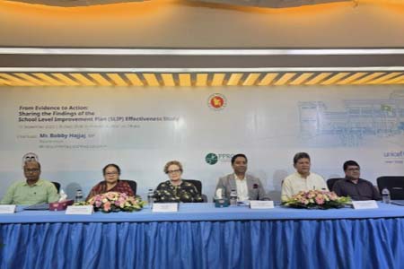 প্রয়োজন বেশি, সহায়তাও বেশি—বৃত্তি-উপবৃত্তিতে ‘ইকুইটি-বেসড’ ব্যবস্থা চান ববি হাজ্জাজ