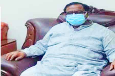 হাসপাতালে খাদ্যমন্ত্রী