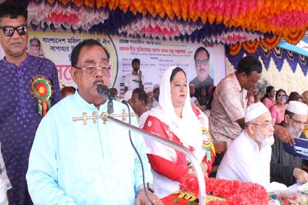 দেশ অন্য কারো হাতে নিরাপদ নয়