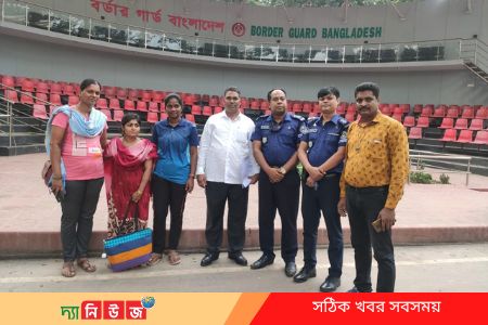 ভারতে পাচার হওয়া ১ নারীকে দেশে হস্তান্তর