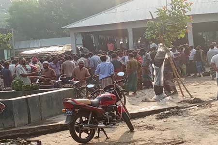 জমজমাট পান হাট