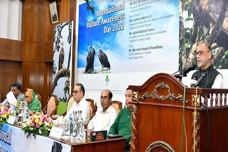 আমরা নিজেরাই প্রকৃতি এবং পরিবেশের ক্ষতি করছি -পরিবেশমন্ত্রী