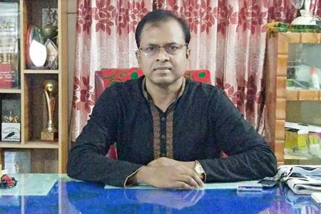 প্রধান শিক্ষকের বিরুদ্ধে