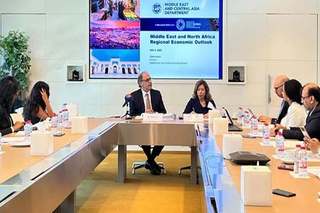 চীন ও ভারতকে ছাড়িয়ে যাবে বাংলাদেশ