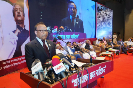 মুক্তিযুদ্ধ ও মুক্তিযোদ্ধাদের স্মৃতি সংরক্ষণই জাতির ভবিষ্যতের পাথেয় -স্থানীয় সরকার মন্ত্রী