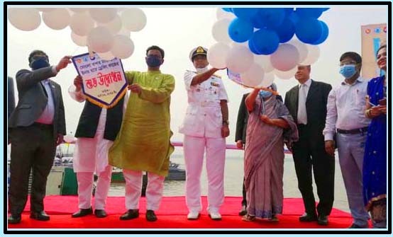 মোংলা বন্দরে ৯ দশমিক ৫ থেকে ১০ মিটার ড্রাফটের জাহাজ হ্যান্ডেল করার লক্ষ্যে ইনার বারে ড্রেজিং শুরু -নৌপরিবহন প্রতিমন্ত্রী
