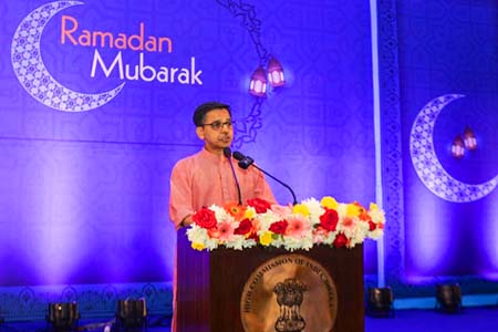 ইফতার সমাবেশ জনগণের গভীর বন্ধনের প্রতীক