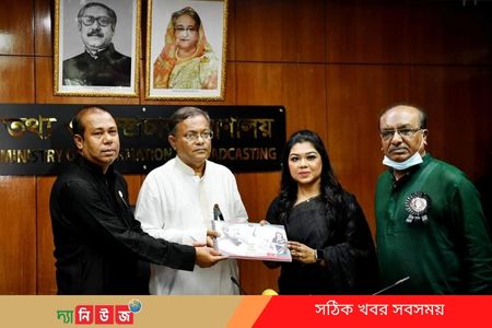 বঙ্গবন্ধুর ওপর লিসা কালামের ১০০ গানের সংকলন উদ্বোধন