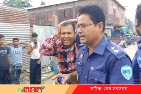 স্বতন্ত্র চেয়ারম্যান প্রার্থীর গাড়ি বহরে হামলা