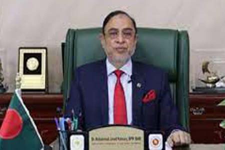 ৩০ কোটি টাকা ক্ষতিপূরণ