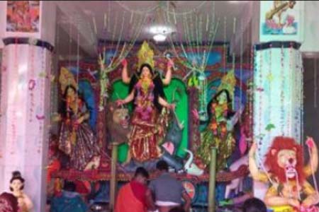 পাইকগাছায় জগদ্ধাত্রী পূজা