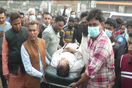 ঝিনাইদহের শৈলকুপা পৌর নির্বাচন নিয়ে আ’লীগ দুই গ্রুপে উত্তেজনা ধাওয়া পাল্টা ধাওয়া রাবার বুলেট নিক্ষেপ ৭ পুলিশ সদস্য আহত হওয়ার দাবি