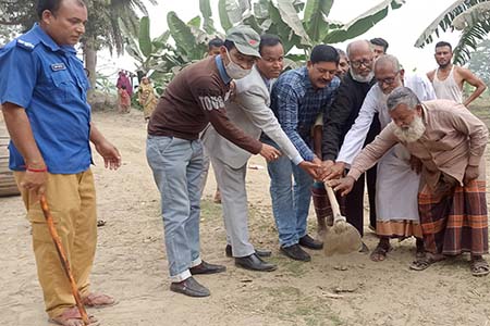 ঝিনাইদহে নতুন পাকা সড়ক নির্মাণ কাজের উদ্বোধন