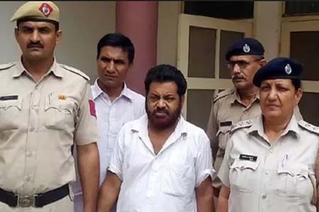 ভারতের কথিত ধর্মগুরু জিলিপি বাবার ১৪ বছরের জেল