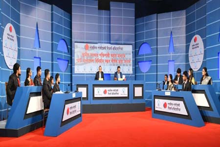 বহুমাত্রিক প্রচেষ্টা চলমান