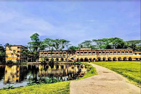 প্রশংসায় প্রধান শিক্ষক