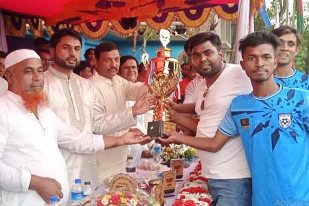 খেলা-ধুলায় এগিয়ে আসার আহব্বান