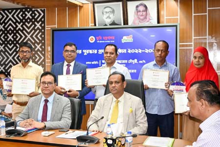 কর্মক্ষেত্রে শুদ্ধাচার নিশ্চিত