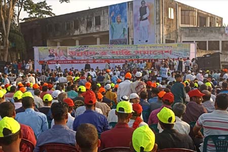 এমপি গোলাপ দুর্নীতিবাজ, বঙ্গবন্ধুর আদর্শকে কলঙ্কিত করেছেন -অধ্যাপিকা তাহমিনা সিদ্দিকী এমপি