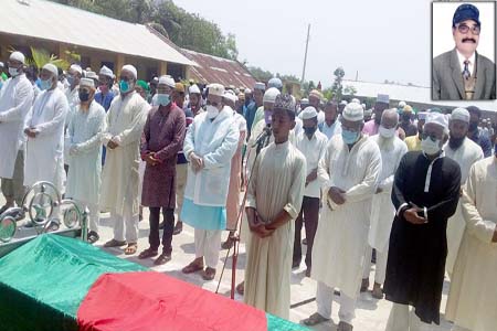 রাষ্ট্রীয় মর্যাদায় সোলাদানা ইউপি'র সাবেক চেয়ারম্যান মাজেদের দাফন সম্পন্ন