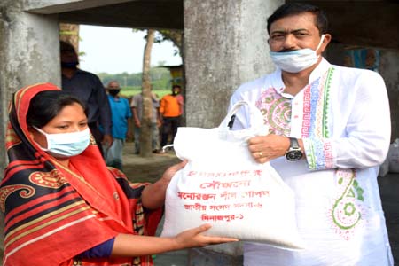 মনোরঞ্জন শীল গোপাল