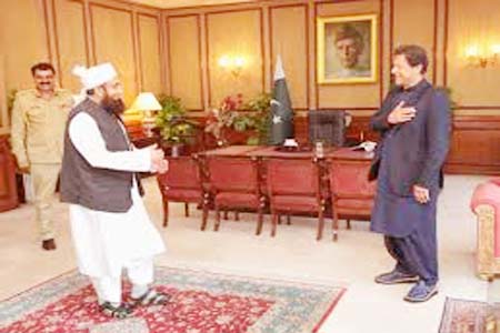 নারীরা ছোট জামা পরায় করোনা