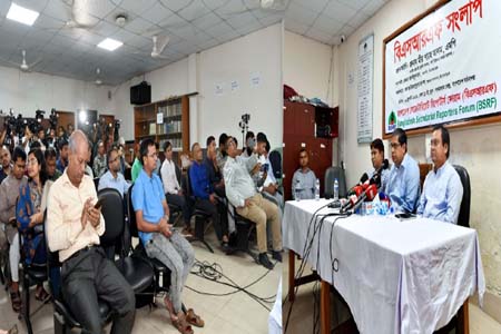 গঠনমূলক সমালোচনা ও দায়িত্বশীল সাংবাদিকতা