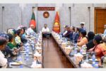 সমাজের সবাই এগিয়ে এলে অনেক বড় সমস্যার সমাধান করা সম্ভব – প্রধানমন্ত্রী